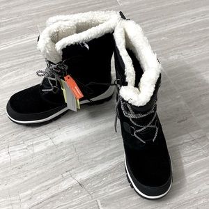 ALL IN MOTION SNOW BOOTS